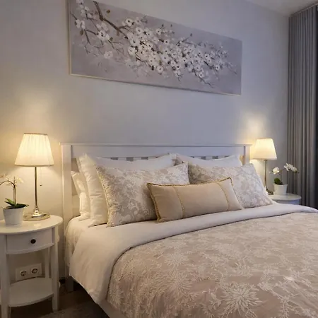 Apartament Center Bright