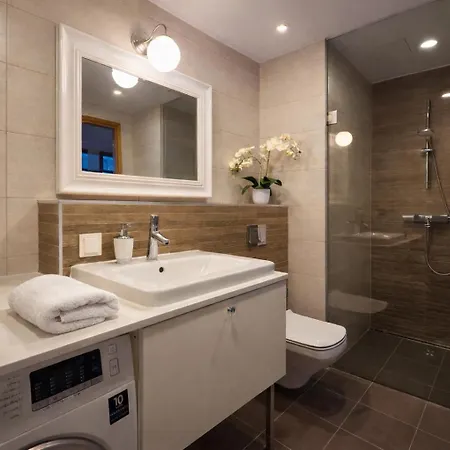 Center Bright * Tallin